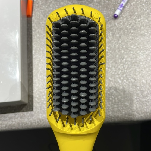 DRY BAR | the brush crush heated straightening brush - Picture 6 of 6